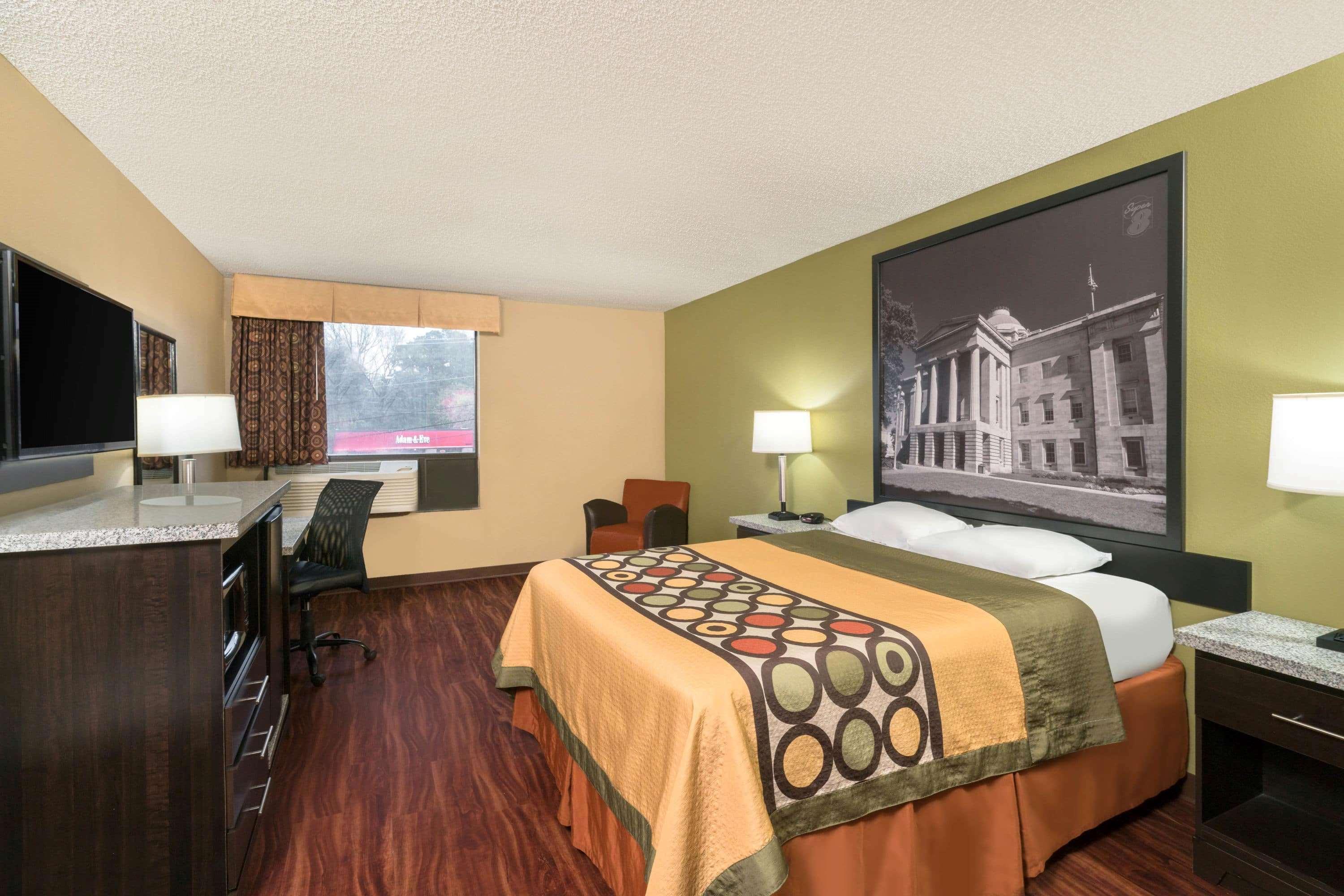 Super 8 By Wyndham Raleigh North East Hotel Exterior photo