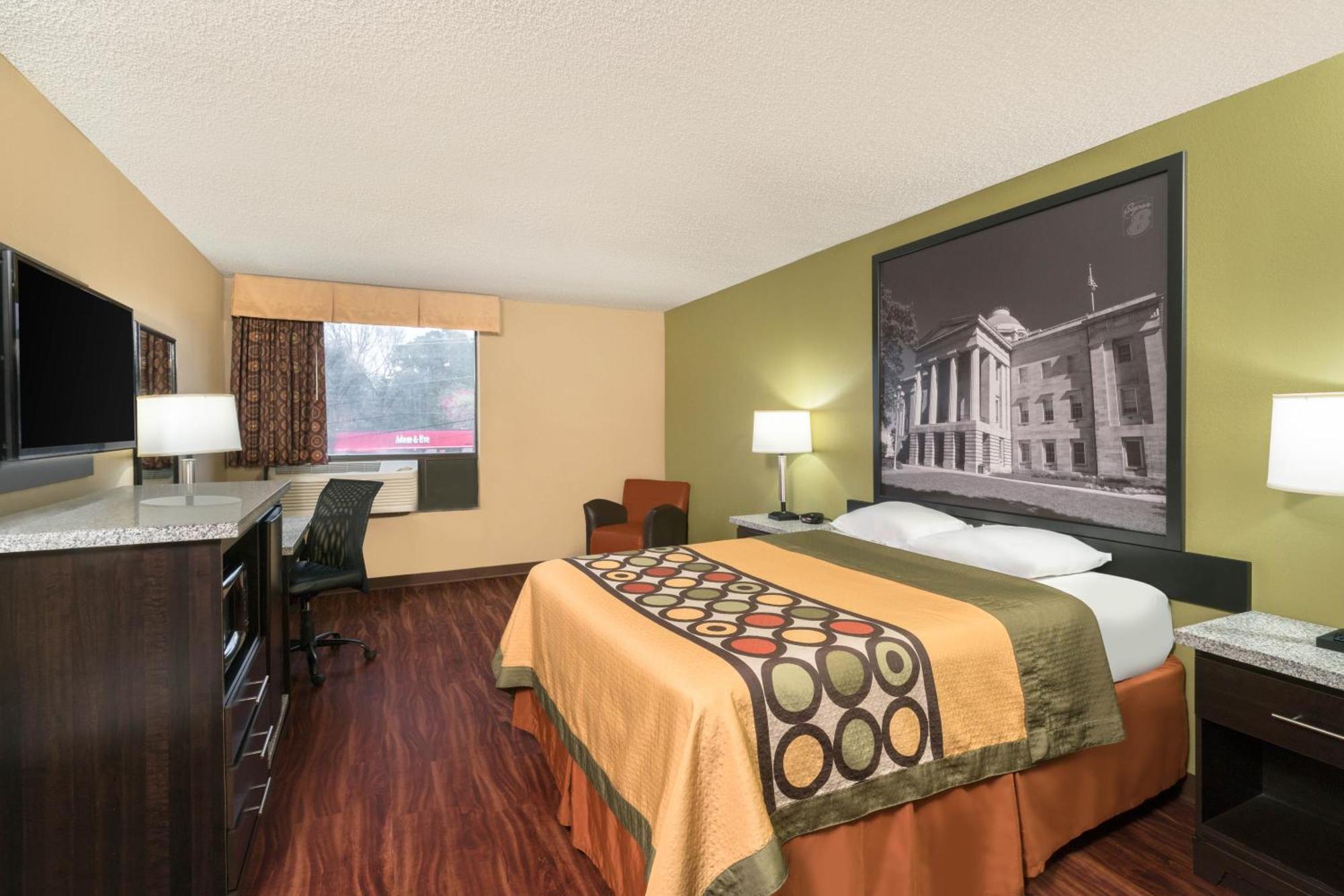 Super 8 By Wyndham Raleigh North East Hotel Exterior photo